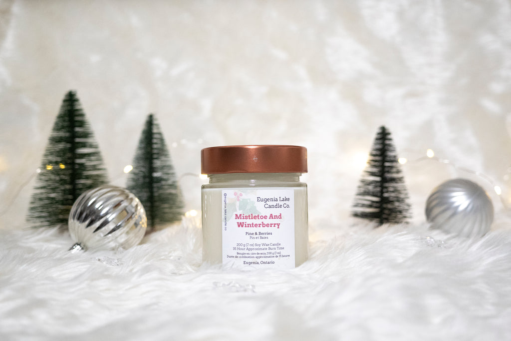 Mistletoe And Winterberry Soy Wax Candle