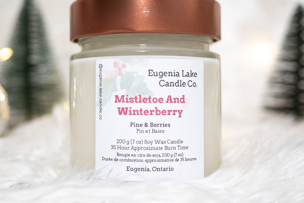 Mistletoe And Winterberry Soy Wax Candle